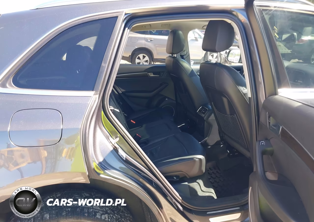 2017 Audi Q5 2.0T Premium VIN:WA1L2AFP7HA018058 - 8