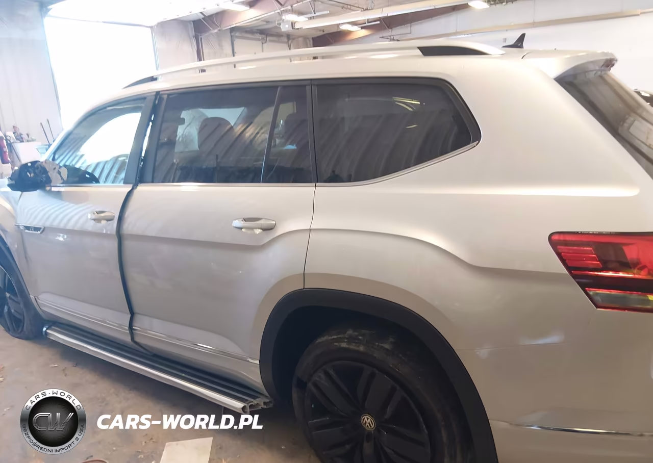 2018 Volkswagen Atlas 3.6L V6 Sel VIN:1V2RR2CA9JC570820 - 14