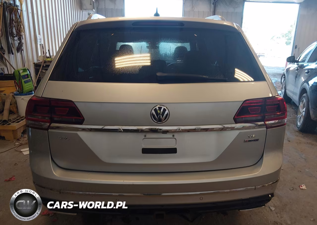 2018 Volkswagen Atlas 3.6L V6 Sel VIN:1V2RR2CA9JC570820 - 16