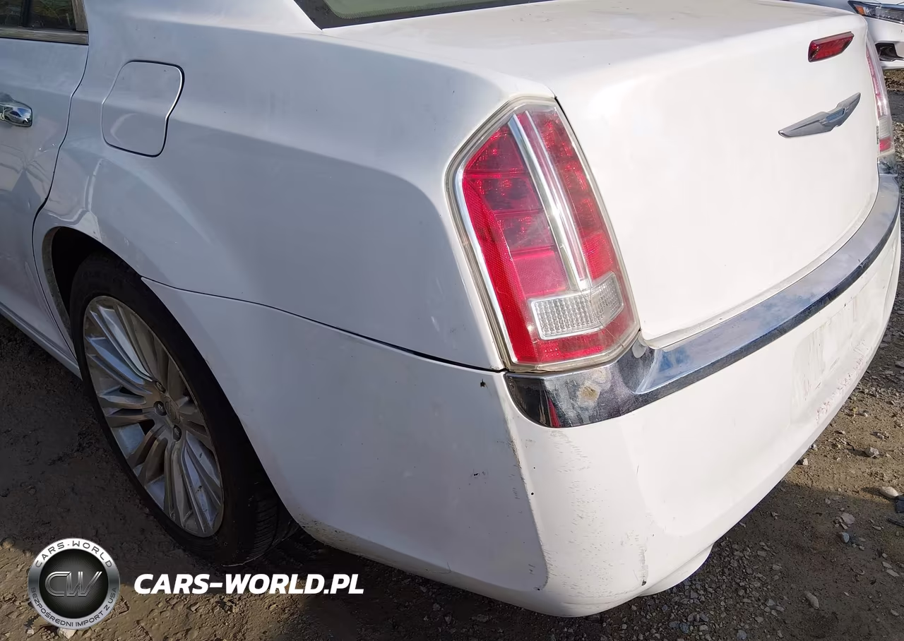 2012 Chrysler 300C VIN:2C3CCAET2CH147129 - 12
