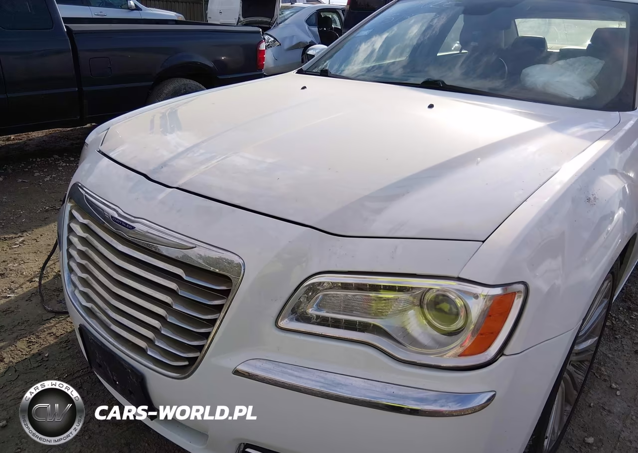 2012 Chrysler 300C VIN:2C3CCAET2CH147129 - 13