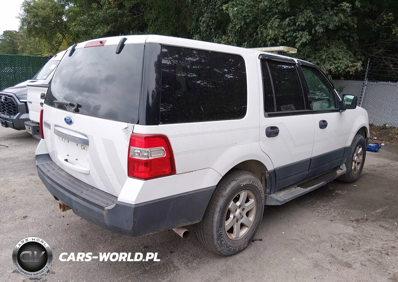 2011 Ford Expedition Xl VIN:1FMJU1G5XBEF31417 - 4