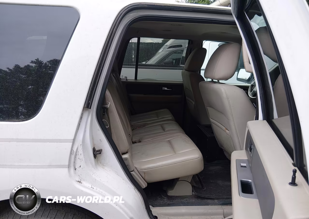 2011 Ford Expedition Xl VIN:1FMJU1G5XBEF31417 - 8