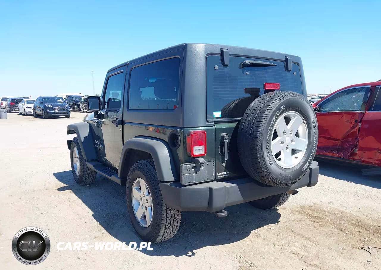 2011 Jeep Wrangler Sport VIN:1J4AA2D15BL636148 - 3