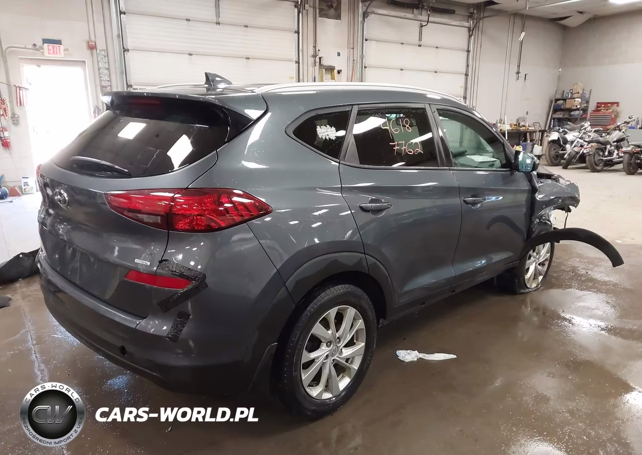 2019 Hyundai Tucson Value VIN:KM8J3CA48KU870567 - 4