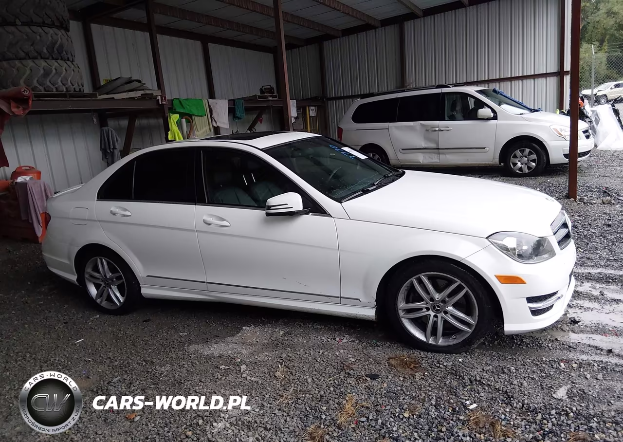 2014 Mercedes-Benz C 300 Luxury 4Matic-Sport 4Matic VIN:WDDGF8AB1EA956719 - 13