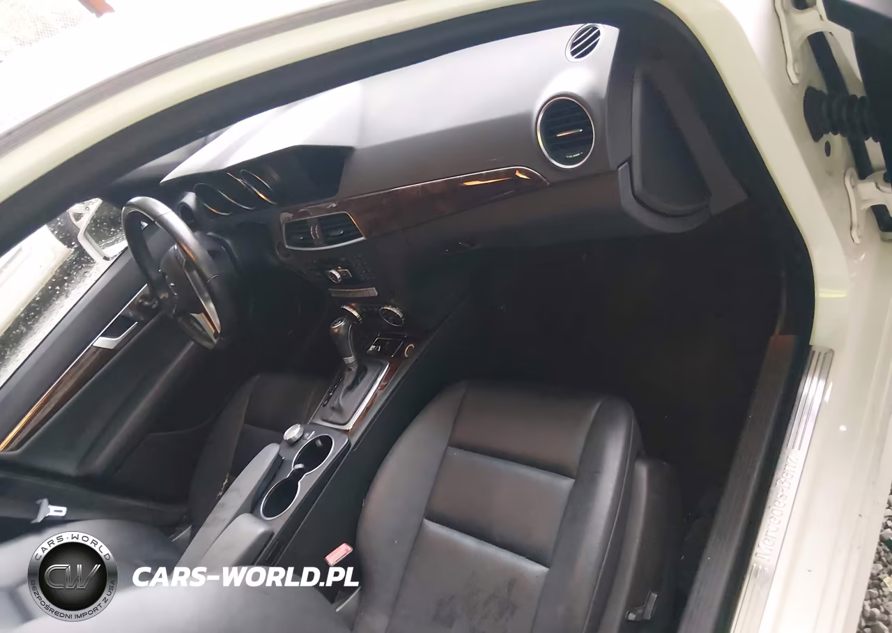 2014 Mercedes-Benz C 300 Luxury 4Matic-Sport 4Matic VIN:WDDGF8AB1EA956719 - 5