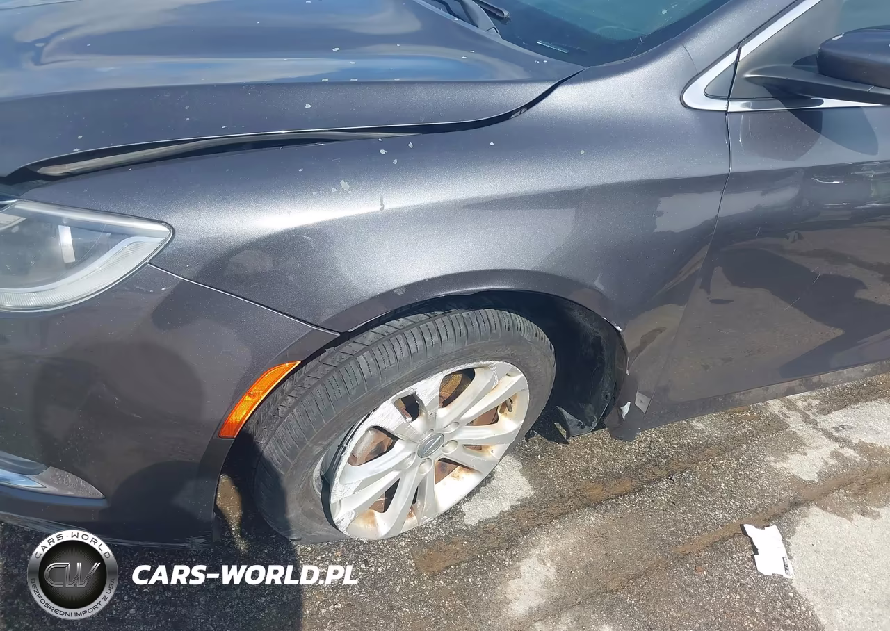 2015 Chrysler 200 Limited VIN:1C3CCCAB8FN631696 - 17