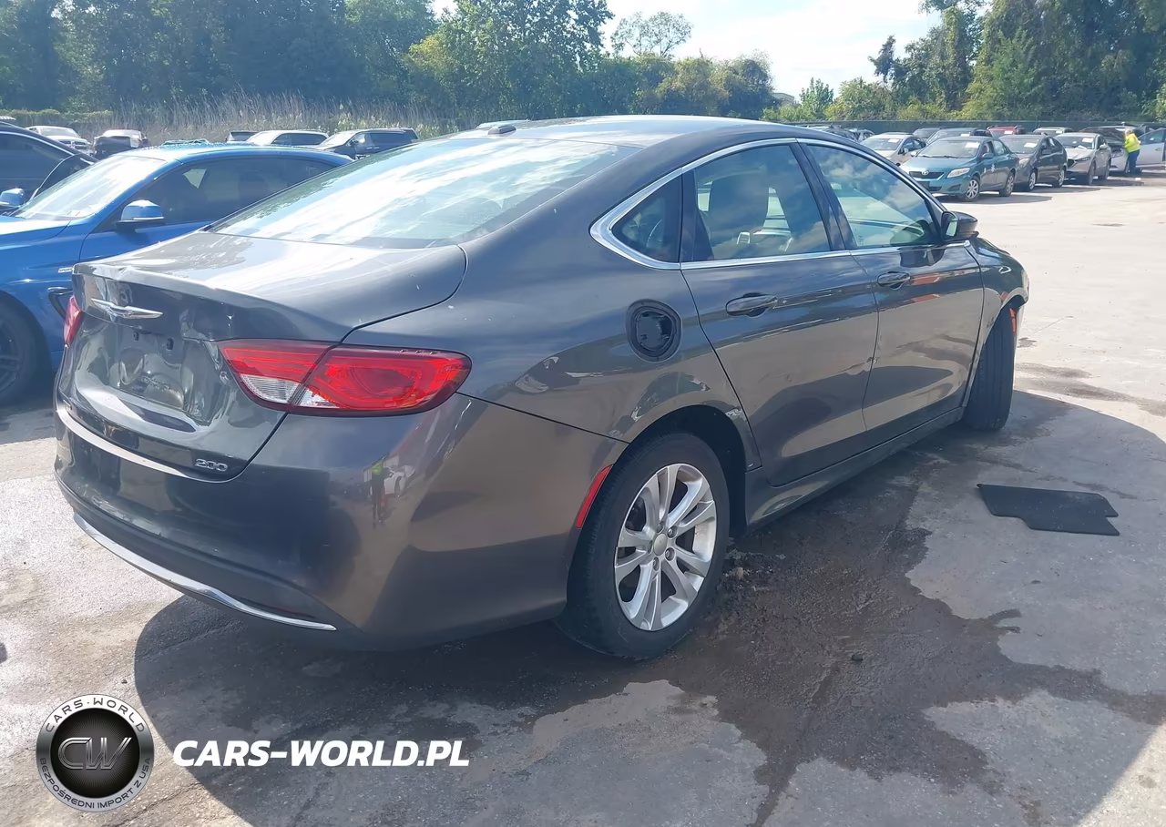 2015 Chrysler 200 Limited VIN:1C3CCCAB8FN631696 - 4