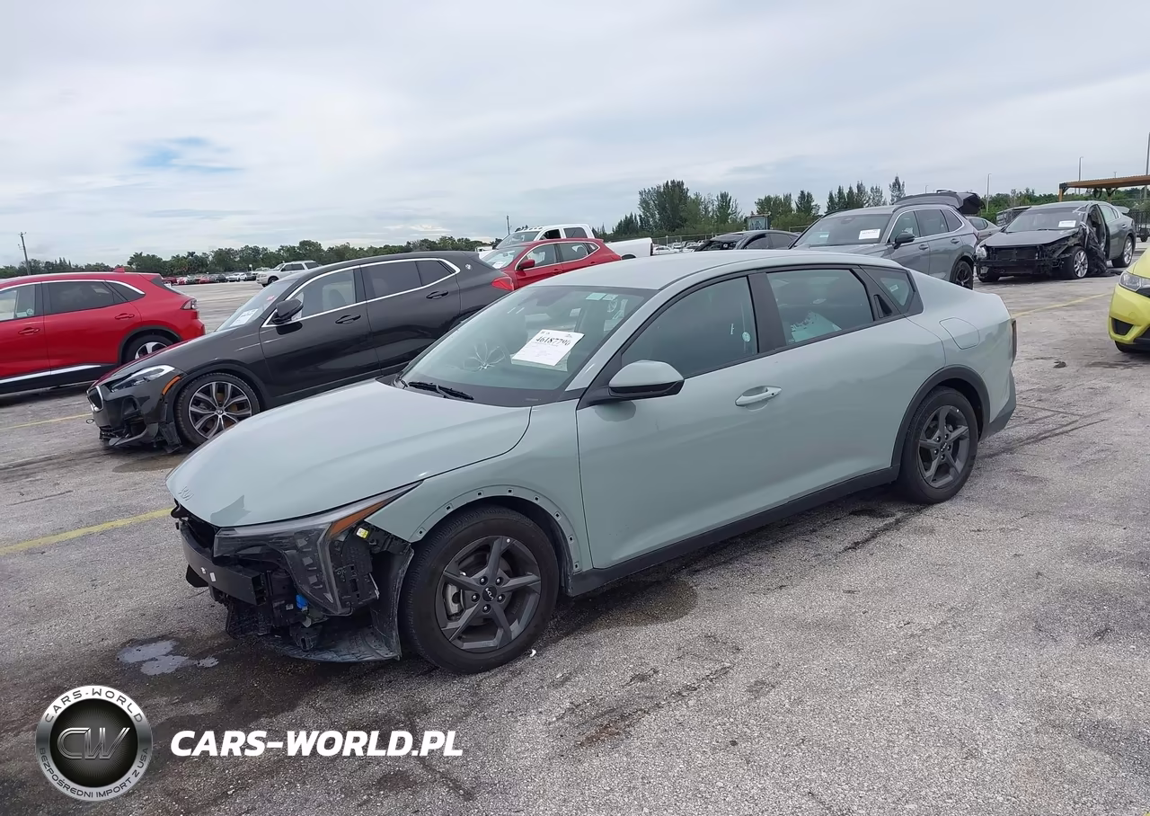 2025 Kia K4 Lxs VIN:3KPFT4DE0SE094695 - 2