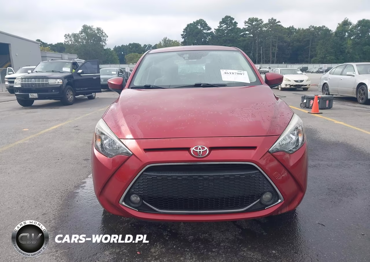 2020 Toyota Yaris Le VIN:3MYDLBJV8LY713402 - 12
