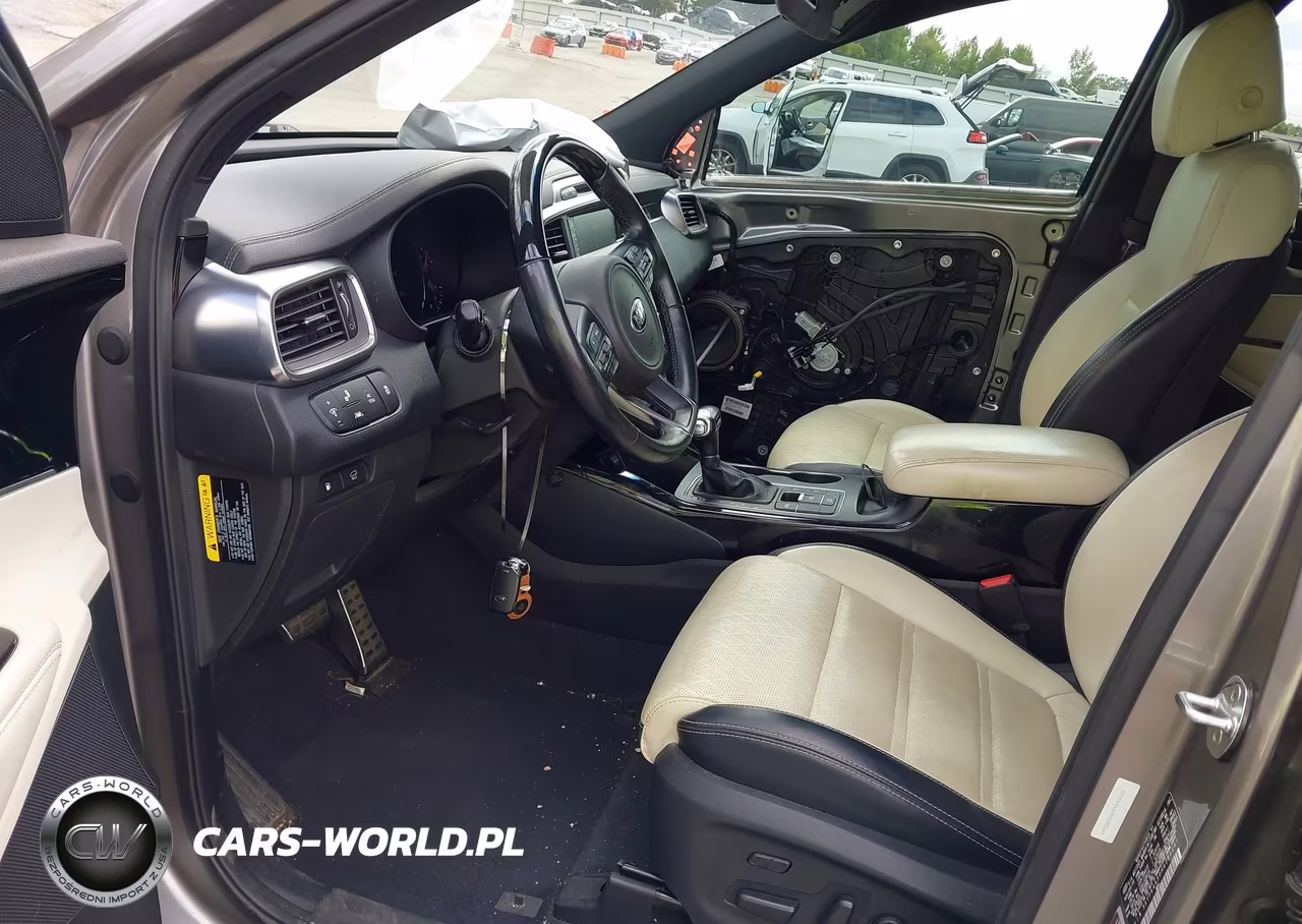 2017 Kia Sorento 3.3L Sxl VIN:5XYPK4A50HG280261 - 5
