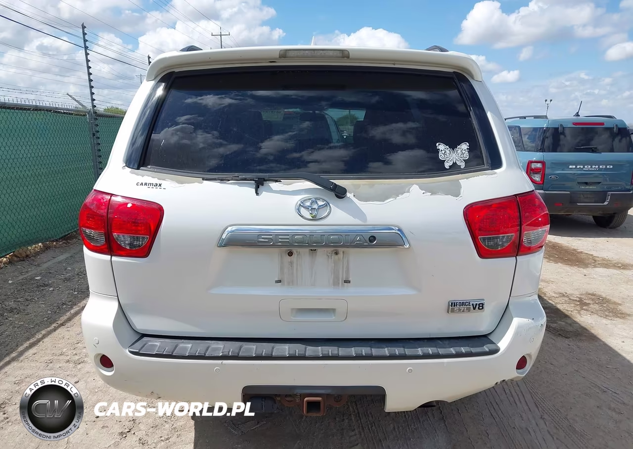 2015 Toyota Sequoia Platinum VIN:5TDYY5G18FS059276 - 16