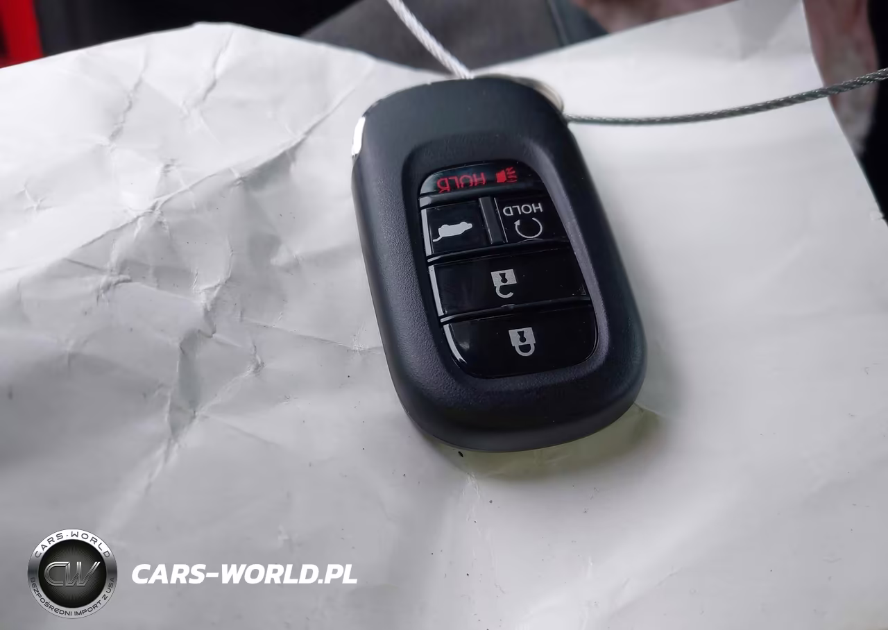 2026 Honda Civic Hybrid Sport Touring VIN:19XFL4H95TE008893 - 11