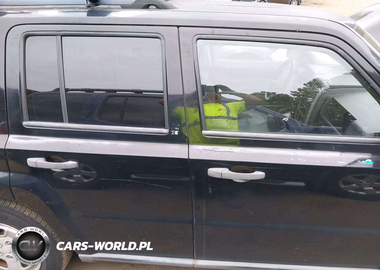 2007 Jeep Patriot Sport VIN:1J8FT28W97D359140 - 13