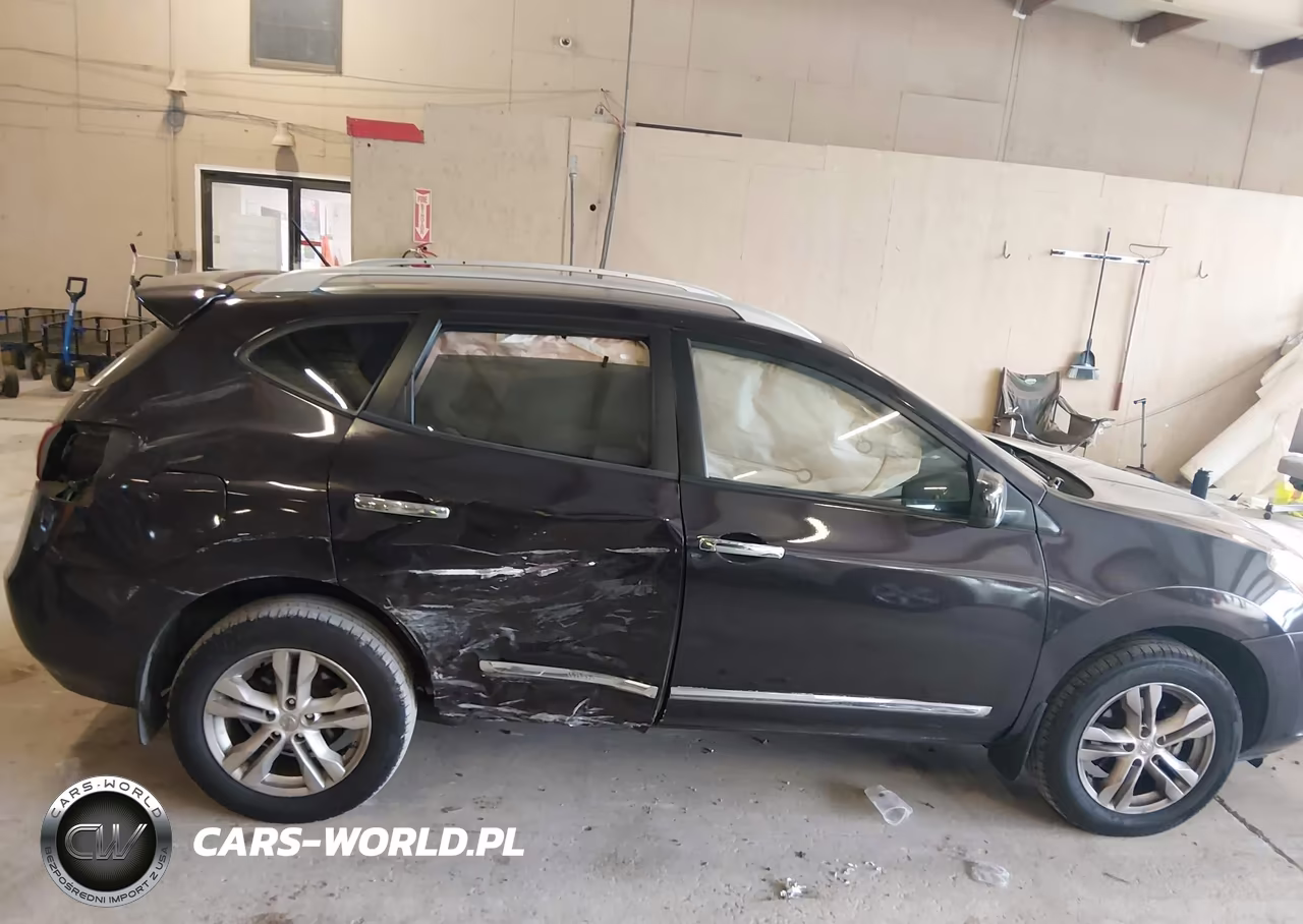 2015 Nissan Rogue Select S VIN:JN8AS5MT4FW667213 - 13