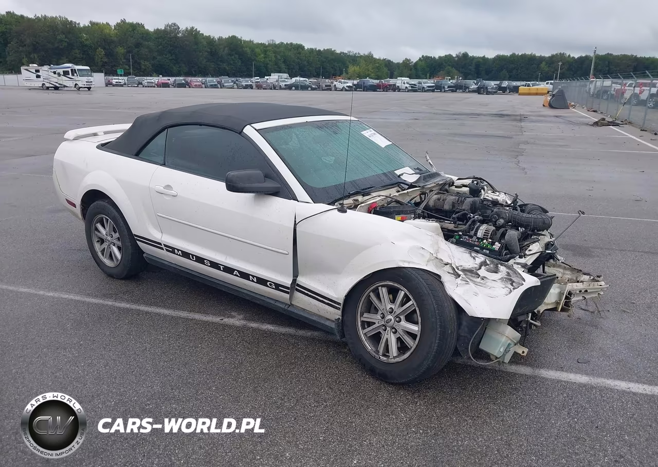 2006 Ford Mustang V6