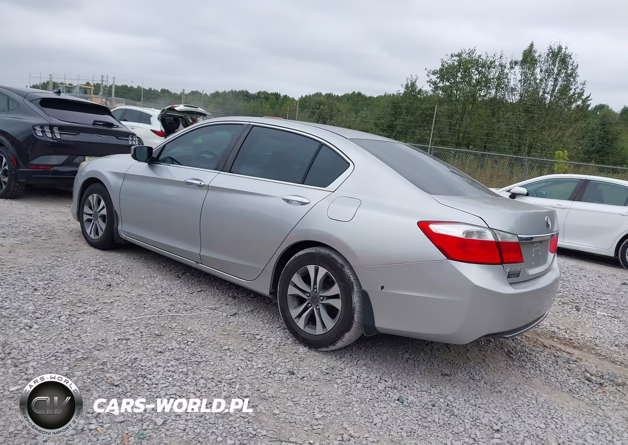 2013 Honda Accord Sdn Lx VIN:1HGCR2F30DA208137 - 3