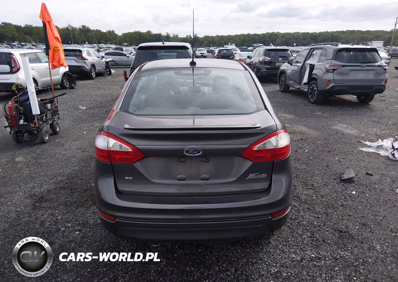 2016 Ford Fiesta Se VIN:3FADP4BJ7GM130221 - 16