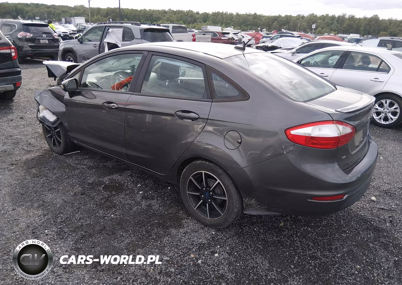 2016 Ford Fiesta Se VIN:3FADP4BJ7GM130221 - 3