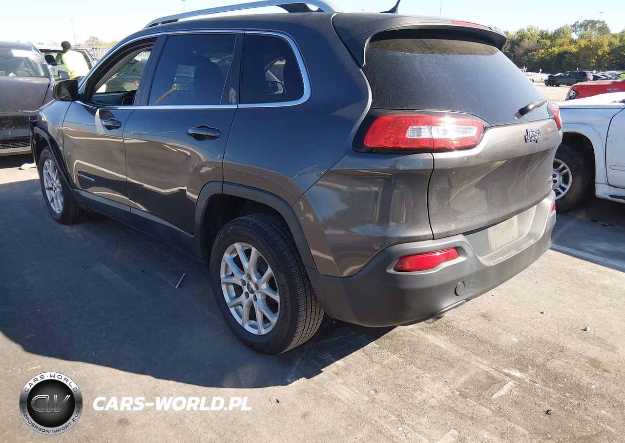 2014 Jeep Cherokee Latitude VIN:1C4PJLCS6EW179126 - 3