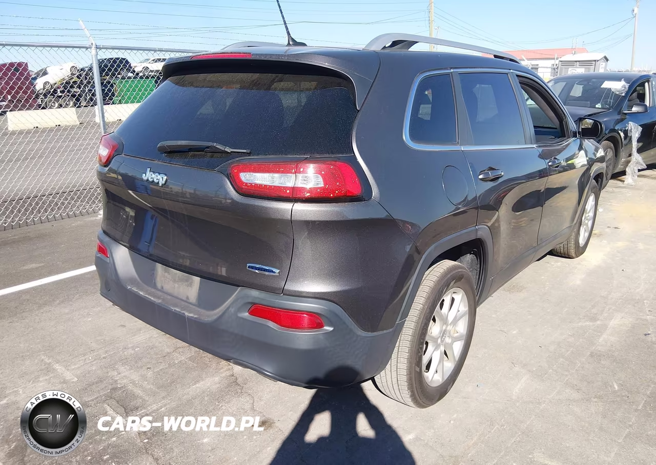 2014 Jeep Cherokee Latitude VIN:1C4PJLCS6EW179126 - 4