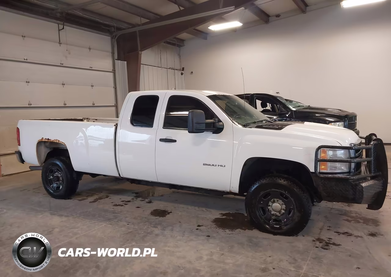 2012 Chevrolet Silverado 2500Hd Work Truck VIN:1GC2KVCG8CZ347780 - 13