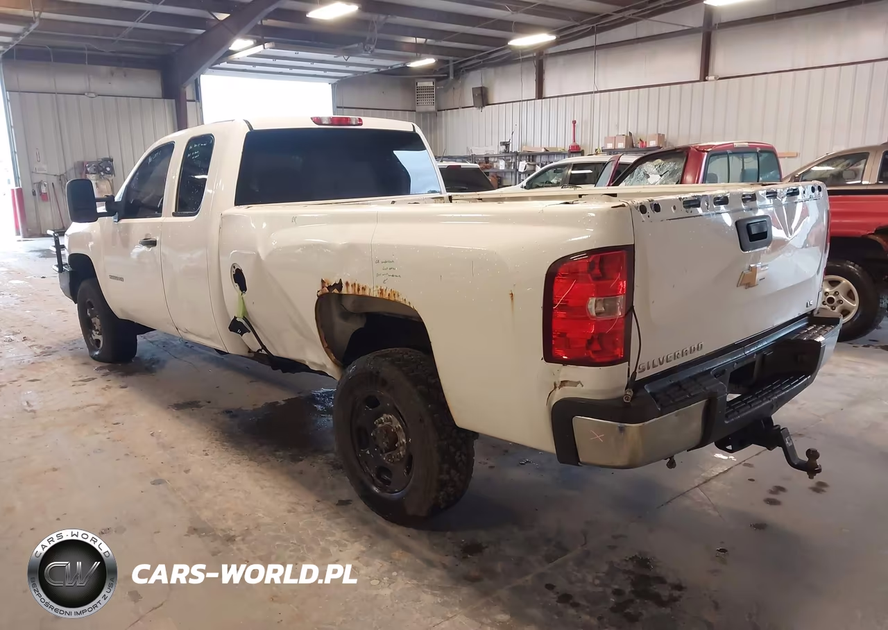 2012 Chevrolet Silverado 2500Hd Work Truck VIN:1GC2KVCG8CZ347780 - 3
