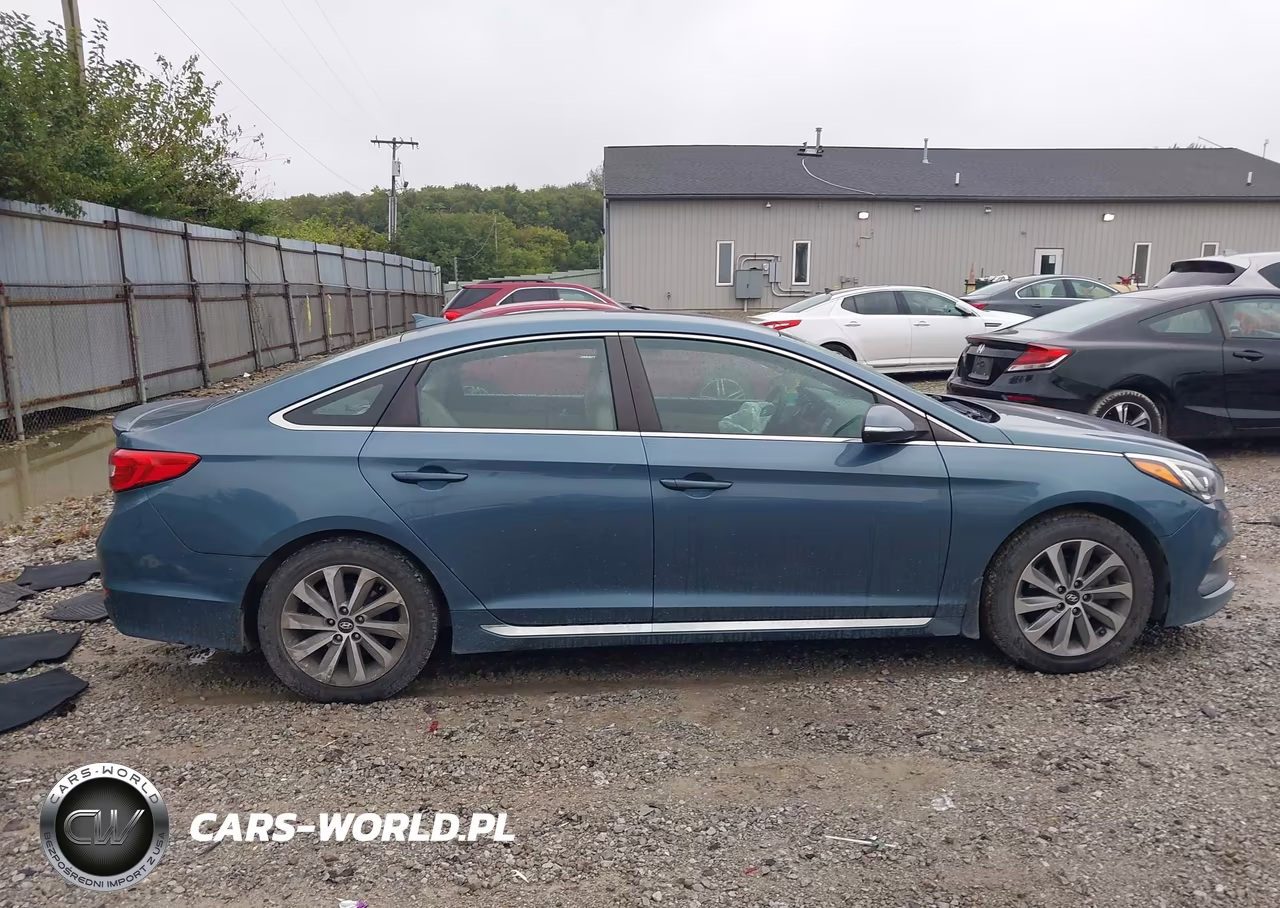 2016 Hyundai Sonata 2.4L Sport VIN:5NPE34AF3GH351036 - 13
