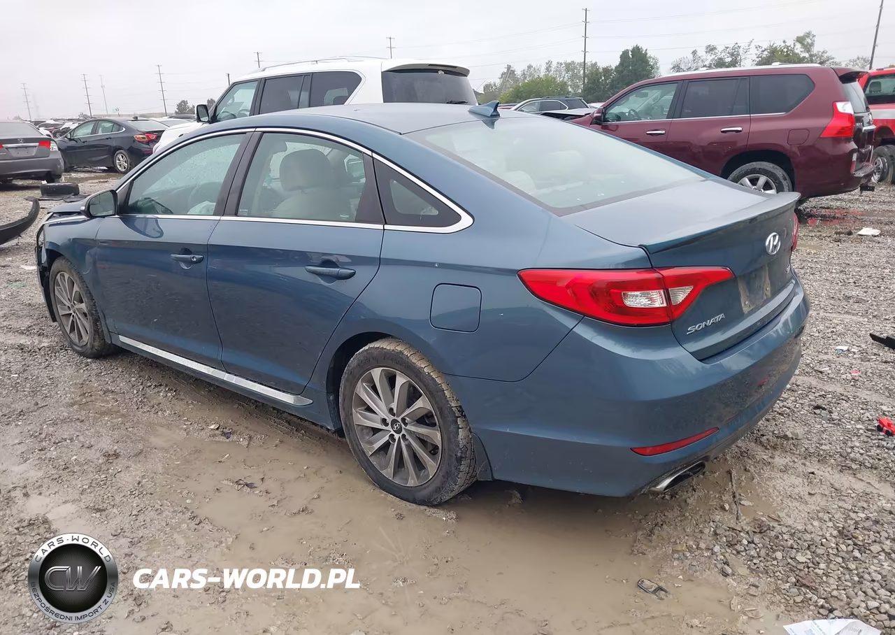 2016 Hyundai Sonata 2.4L Sport VIN:5NPE34AF3GH351036 - 3