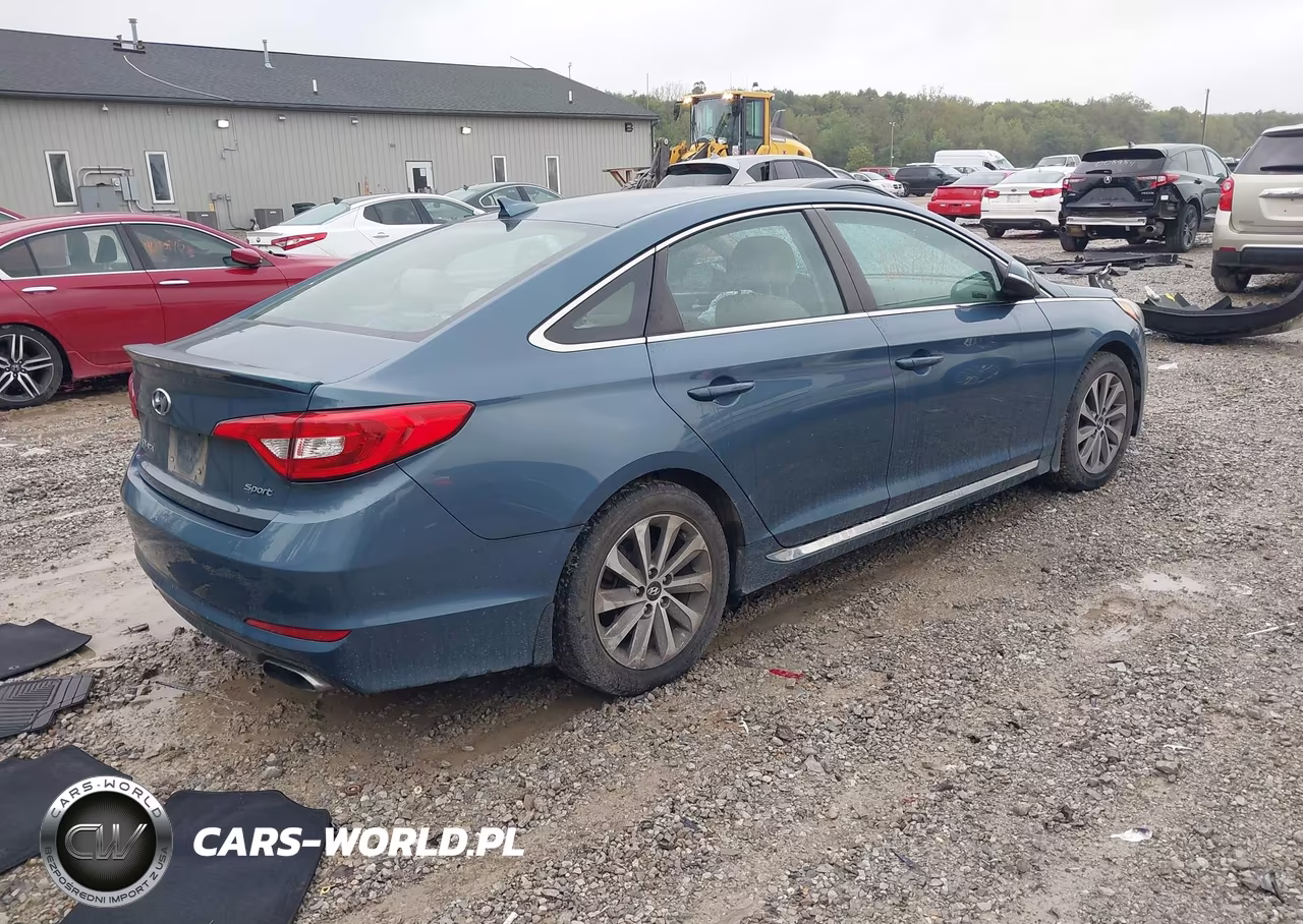 2016 Hyundai Sonata 2.4L Sport VIN:5NPE34AF3GH351036 - 4