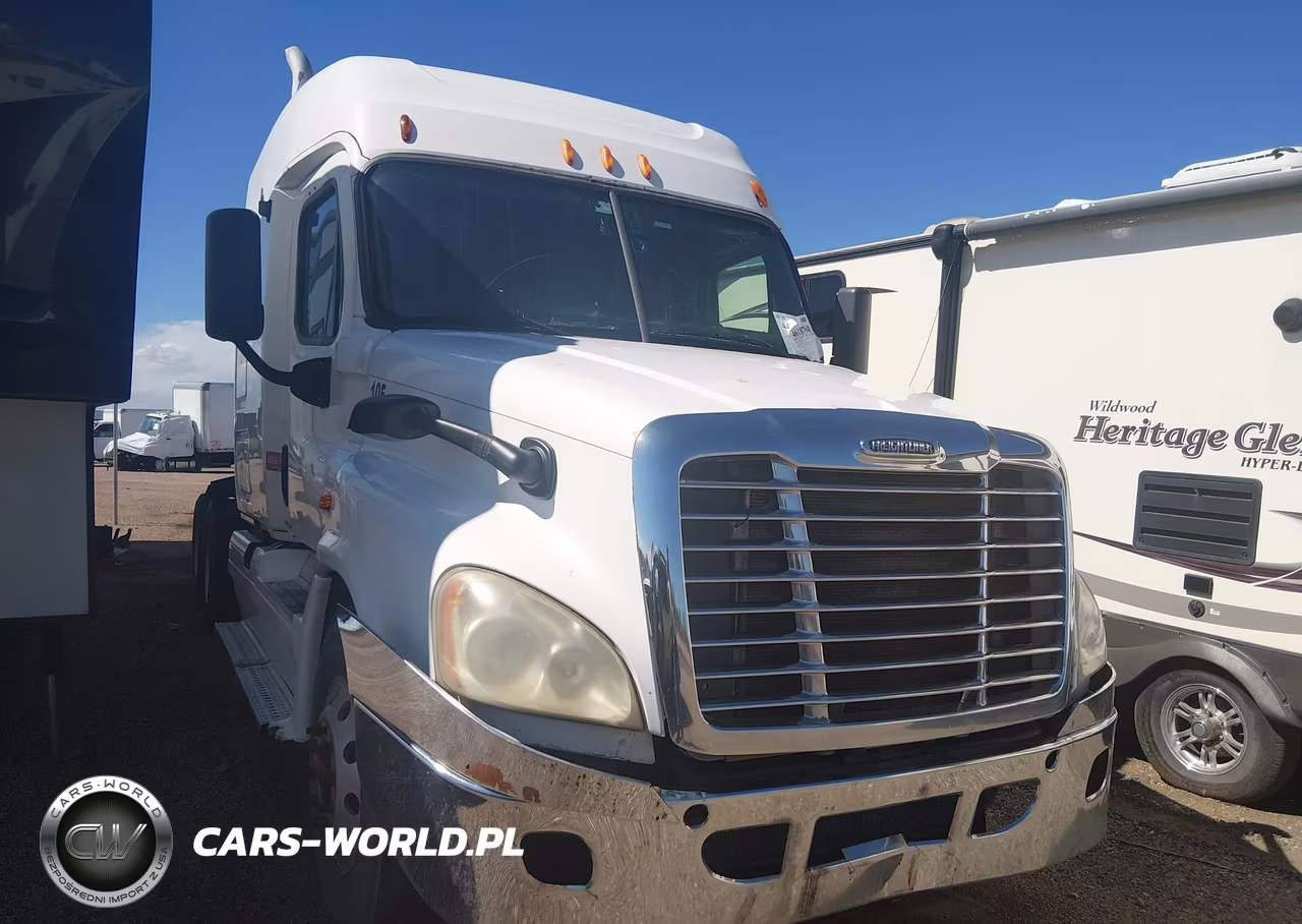 2010 Freightliner Cascadia 125