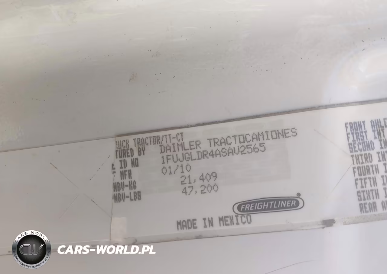 2010 Freightliner Cascadia 125 VIN:1FUJGLDR4ASAV2565 - 8