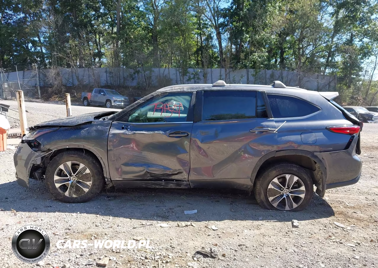 2023 Toyota Highlander Hybrid Xle VIN:5TDKBRCH5PS579907 - 14