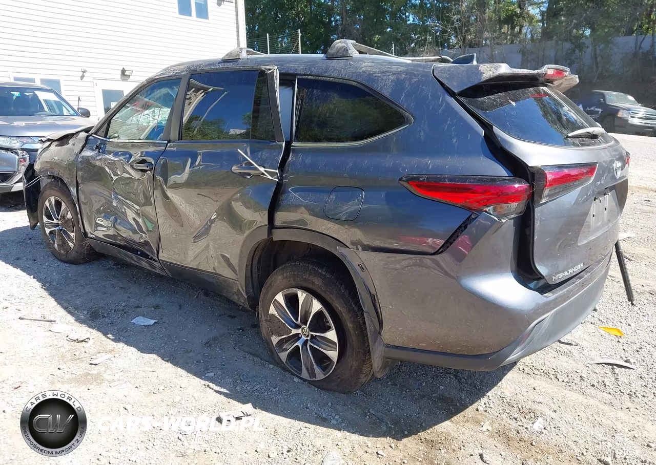 2023 Toyota Highlander Hybrid Xle VIN:5TDKBRCH5PS579907 - 3
