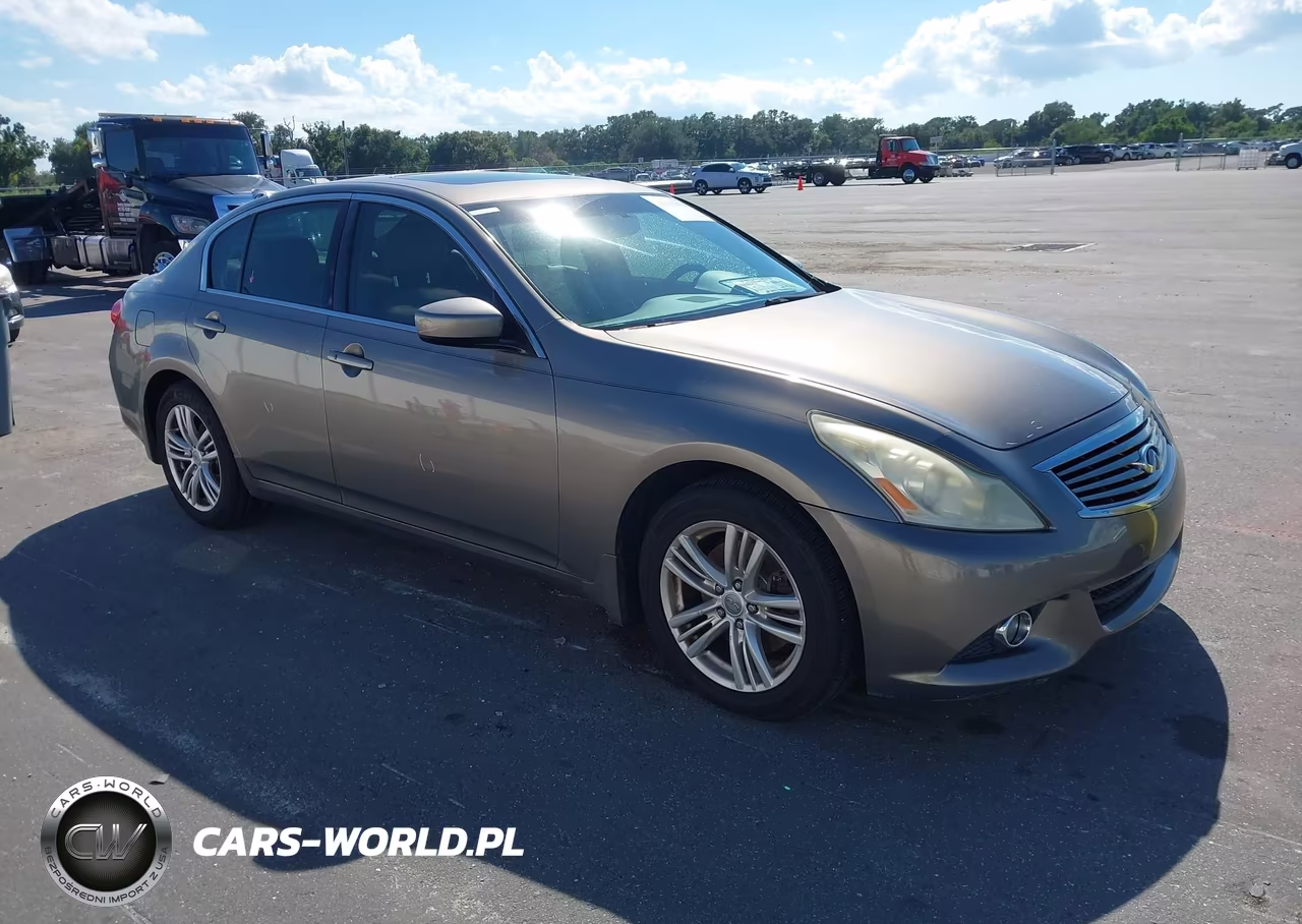 2012 Infiniti G37 Journey