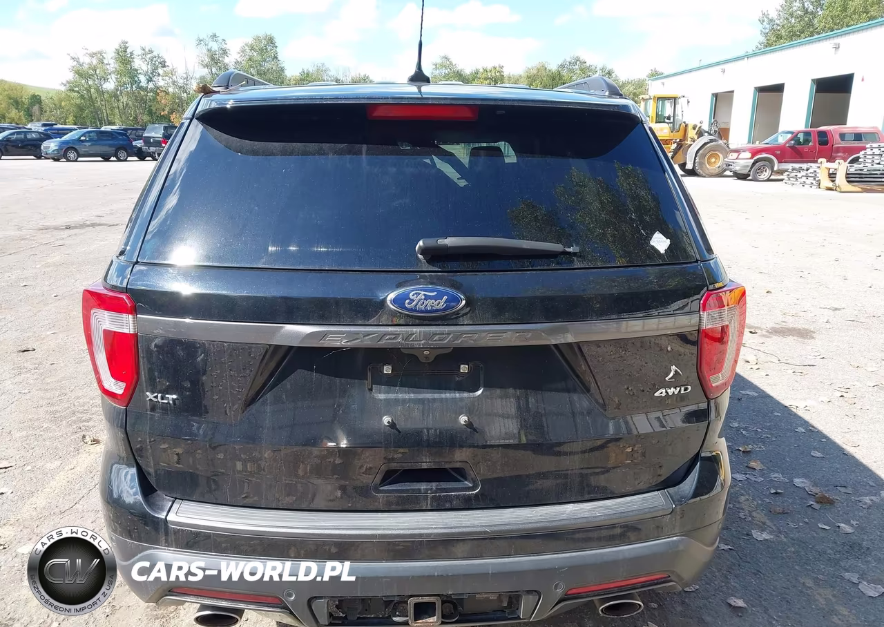 2018 Ford Explorer Xlt VIN:1FM5K8D88JGC13510 - 16