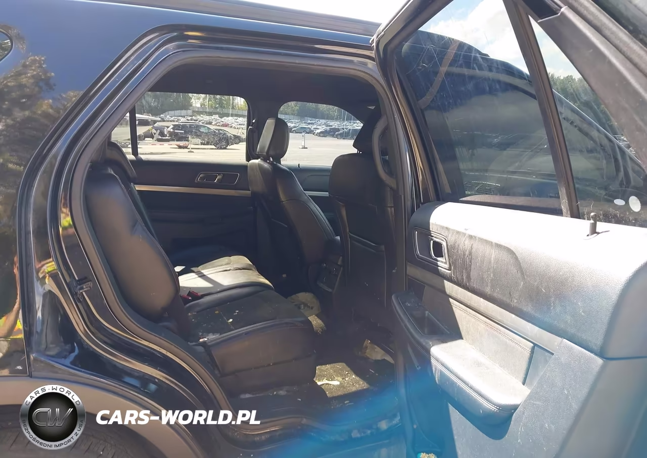 2018 Ford Explorer Xlt VIN:1FM5K8D88JGC13510 - 8