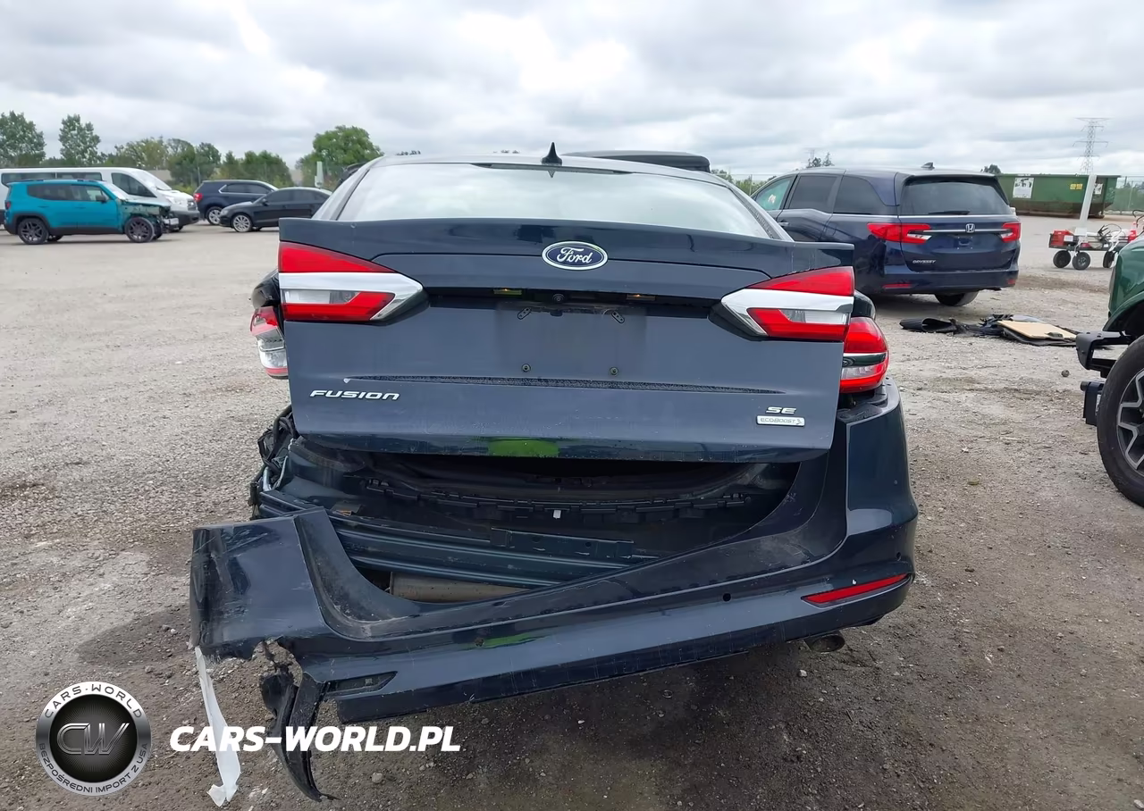 2020 Ford Fusion Se VIN:3FA6P0HD0LR228068 - 15