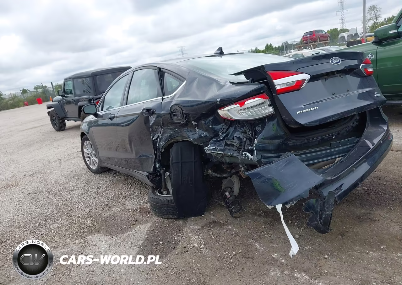 2020 Ford Fusion Se VIN:3FA6P0HD0LR228068 - 3
