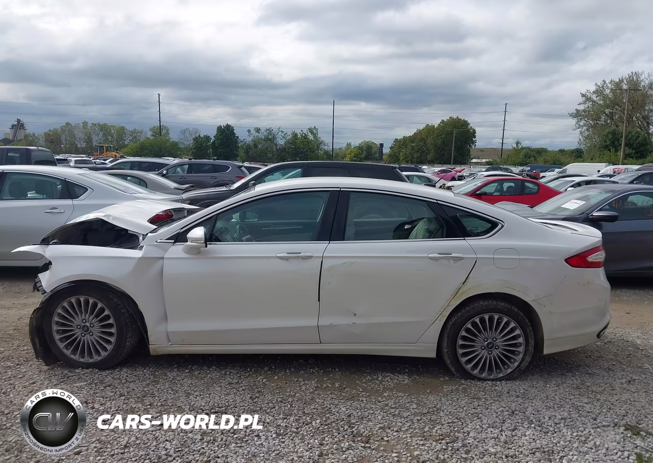 2016 Ford Fusion Titanium VIN:3FA6P0K91GR124571 - 13