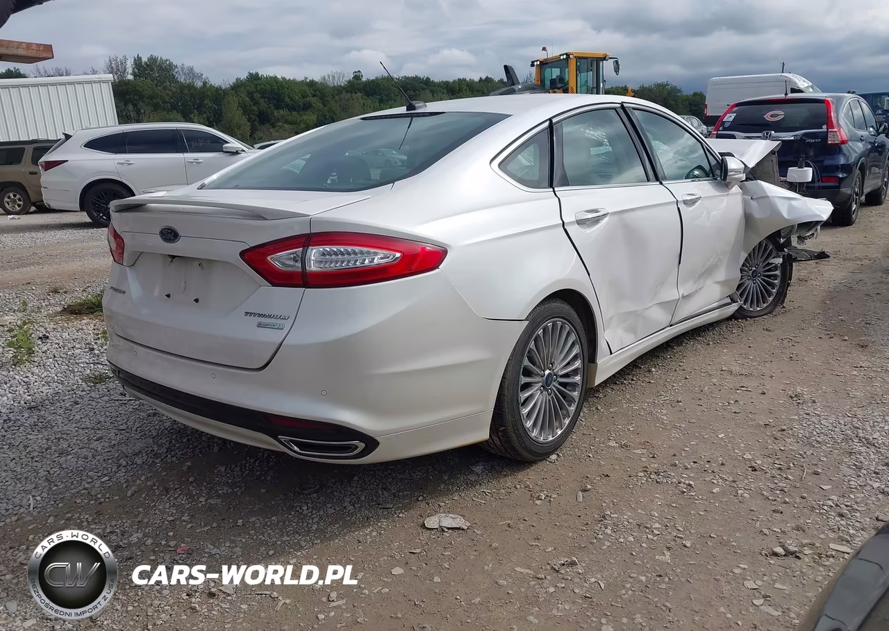 2016 Ford Fusion Titanium VIN:3FA6P0K91GR124571 - 4