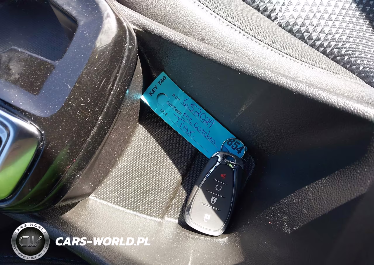 2025 Chevrolet Trax Fwd Lt VIN:KL77LHEP4SC338042 - 11
