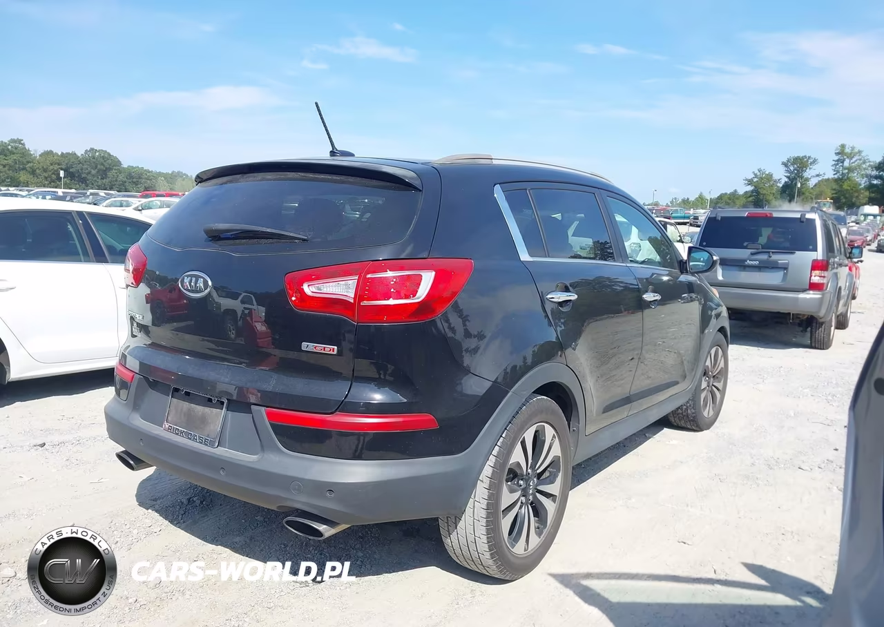 2011 Kia Sportage Sx VIN:KNDPC3A66B7144043 - 4
