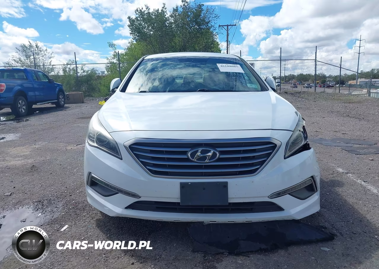 2015 Hyundai Sonata Se VIN:5NPE24AF1FH018836 - 13
