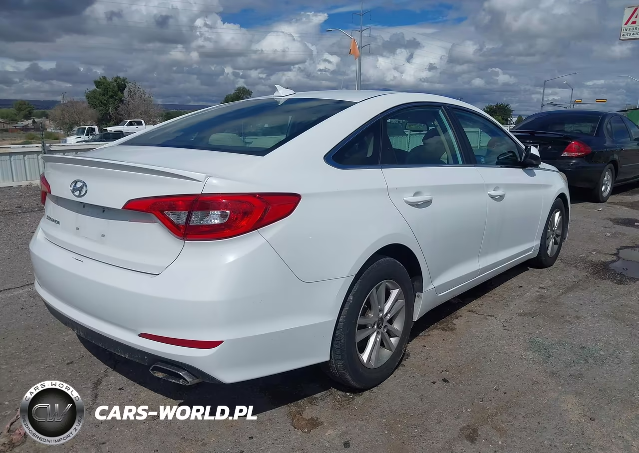 2015 Hyundai Sonata Se VIN:5NPE24AF1FH018836 - 4