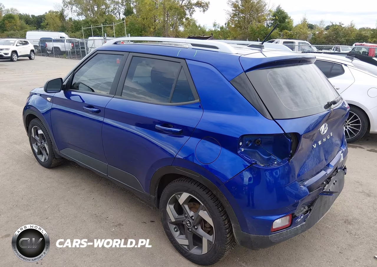 2023 Hyundai Venue Sel VIN:KMHRC8A35PU258373 - 3