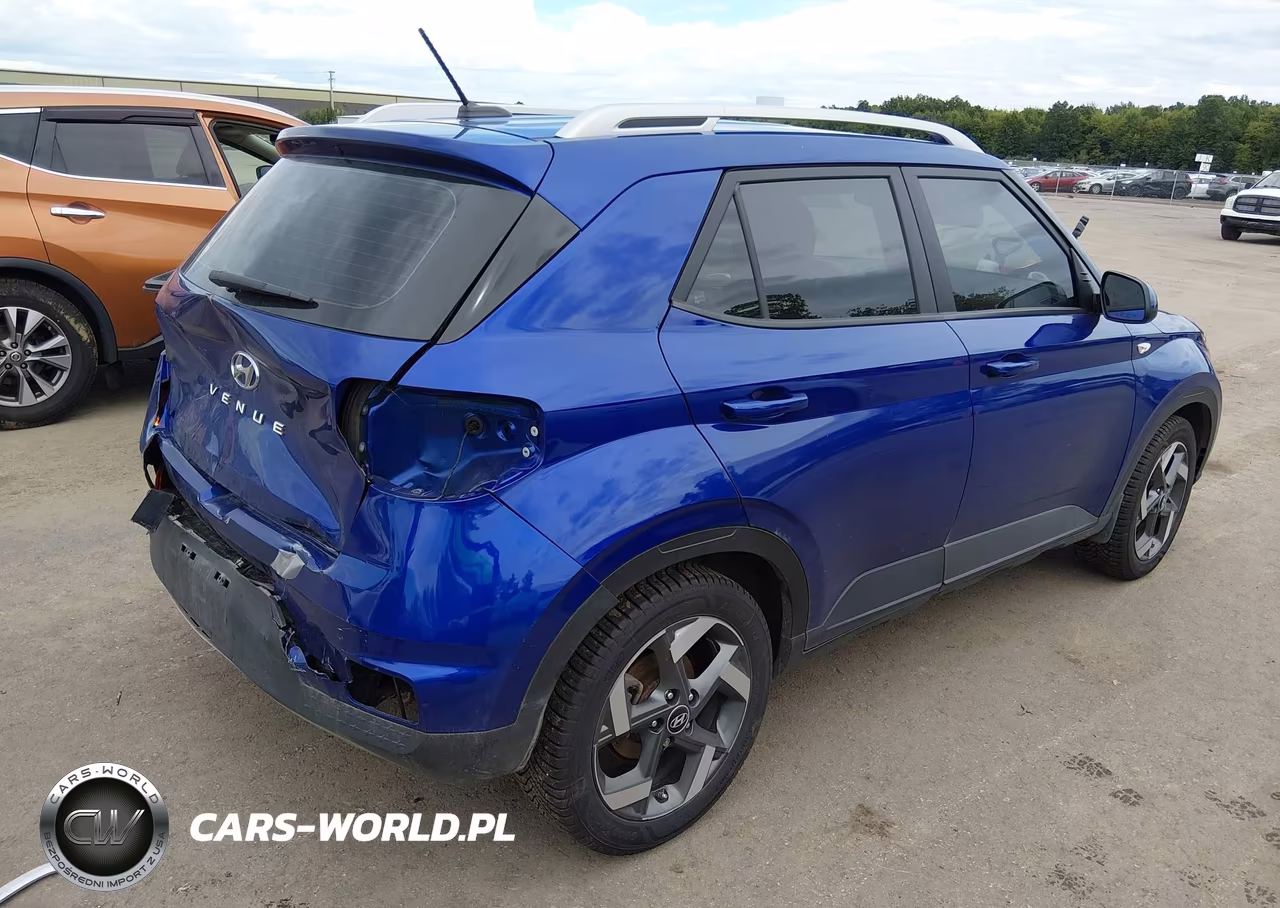 2023 Hyundai Venue Sel VIN:KMHRC8A35PU258373 - 4