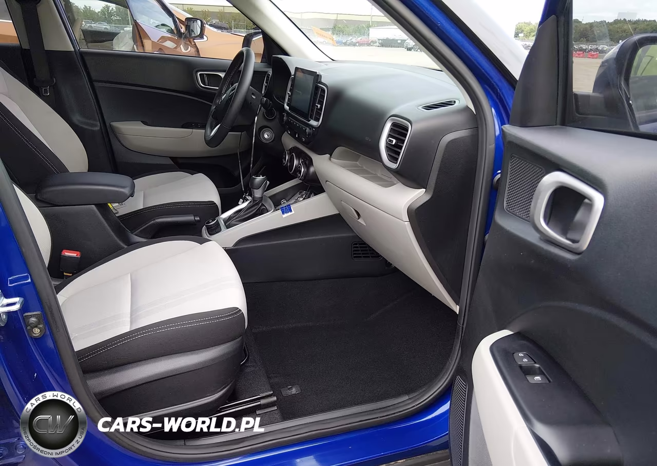 2023 Hyundai Venue Sel VIN:KMHRC8A35PU258373 - 5