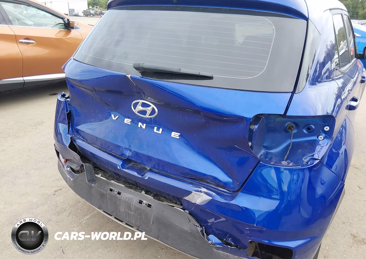 2023 Hyundai Venue Sel VIN:KMHRC8A35PU258373 - 6